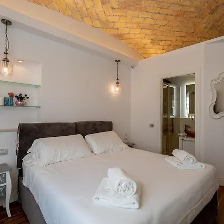 White 401 Gioberti *